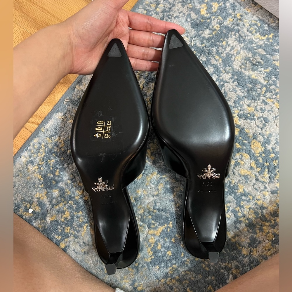 NEW Prada Logo Pointed Toe Mules in Black - Picture 11 of 11